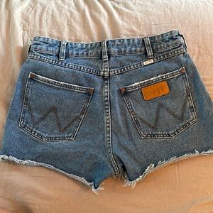 Billabong x Wrangler Jean Shorts Size 27